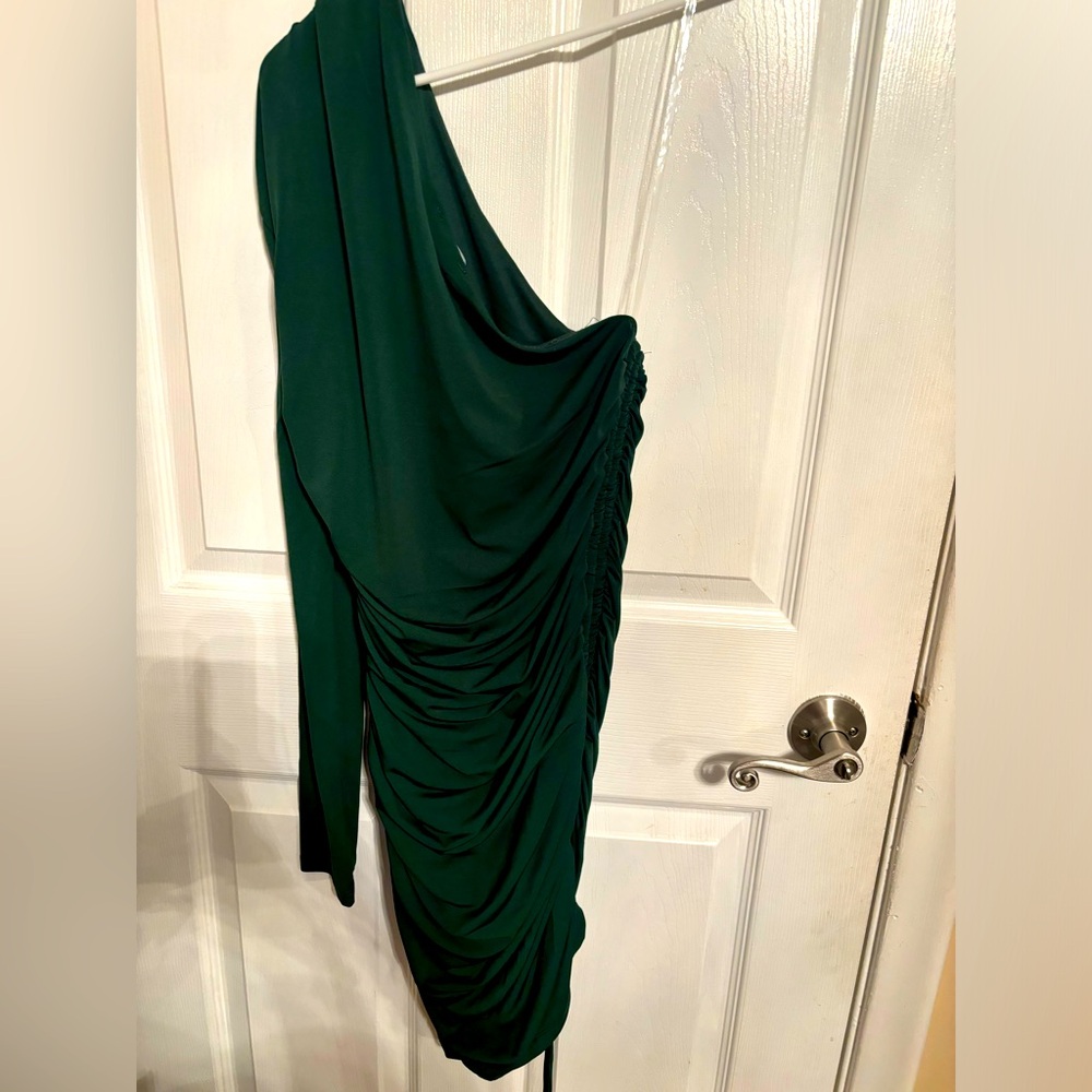 Green scrunch dress